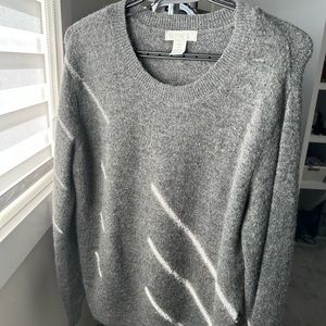 H&M gray sweater
